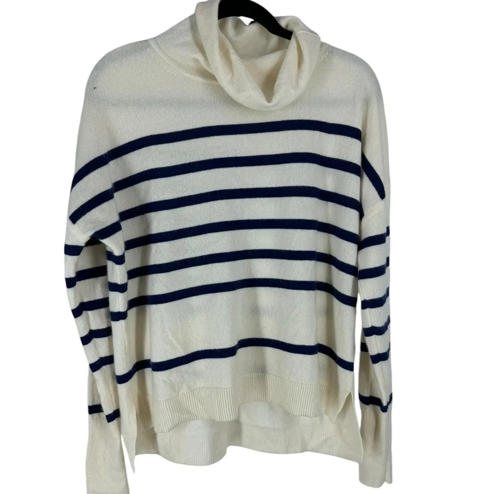 Vineyard Vines 100% Cashmere striped sweater medium